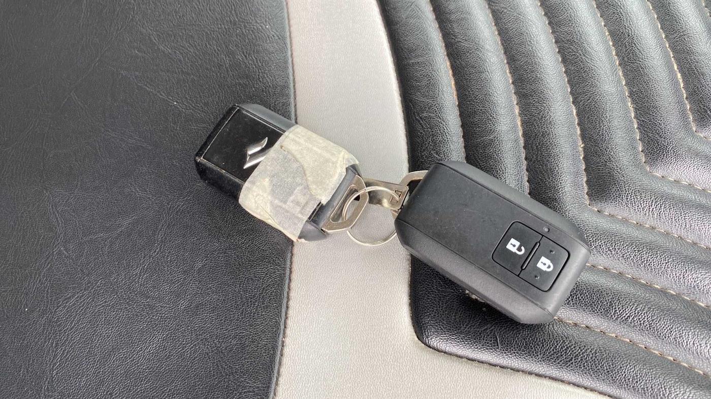 2020 Maruti Baleno ZETA PETROL 1.2, Petrol, Manual, 44,427 km, Key Close Up