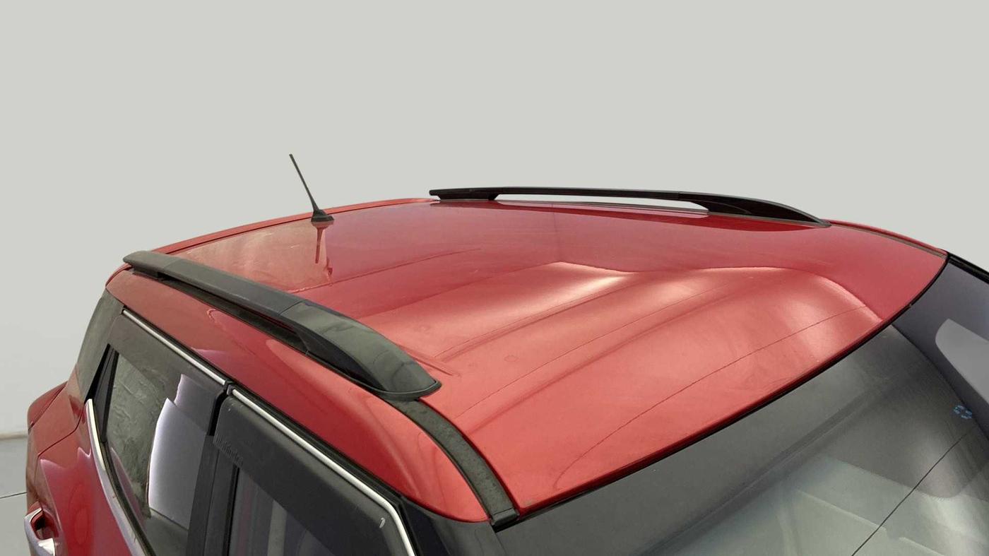 2020 Mahindra XUV300 W8 1.2 PETROL, Petrol, Manual, 26,135 km, Roof