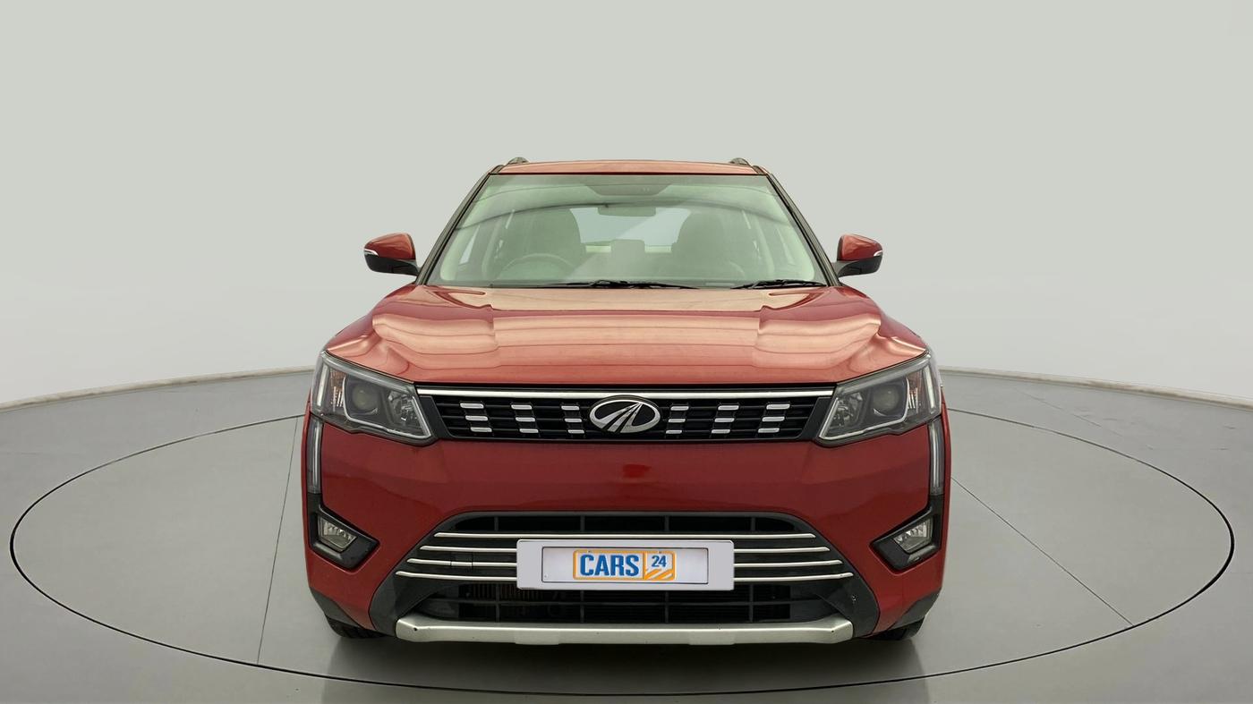 2020 Mahindra XUV300 W8 1.2 PETROL, Petrol, Manual, 26,135 km, Front