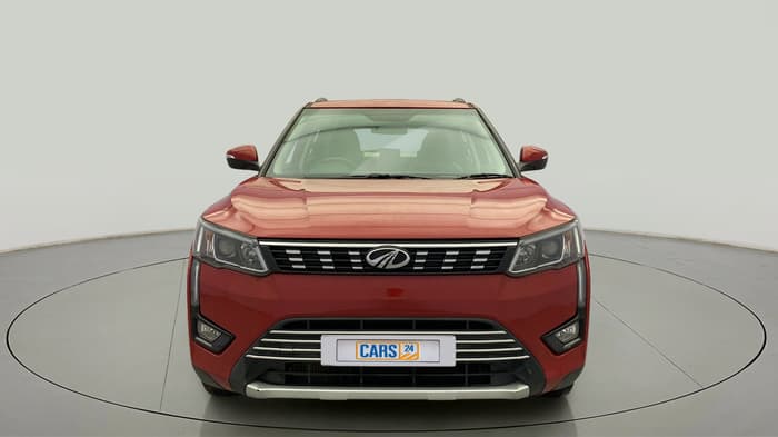 2020 Mahindra XUV300 W8 1.2 PETROL, Petrol, Manual, 26,135 km, Front