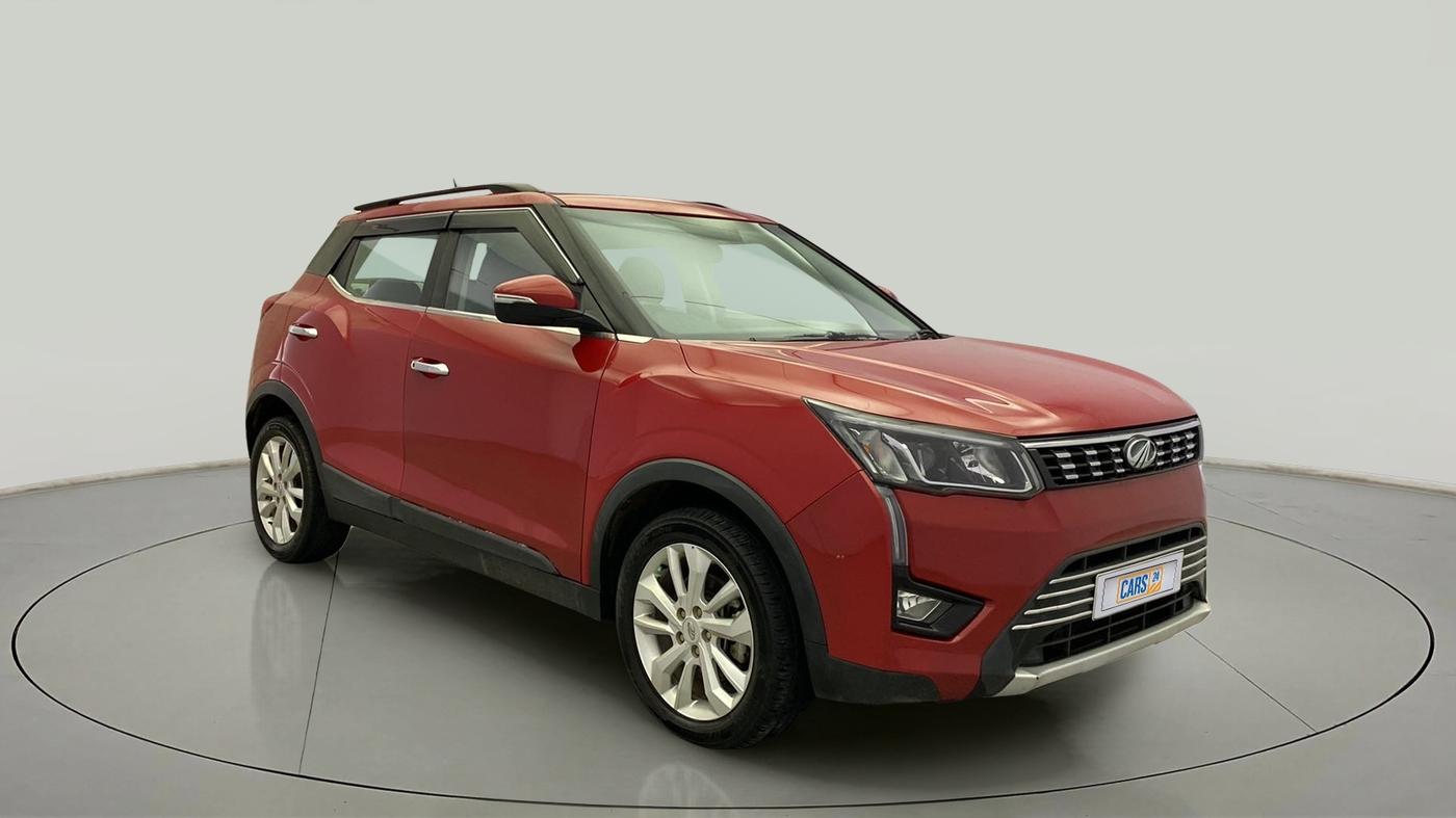 2020 Mahindra XUV300 W8 1.2 PETROL, Petrol, Manual, 26,135 km, SRP