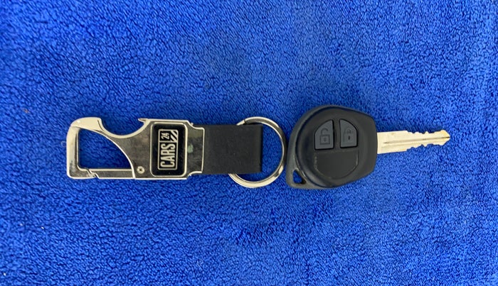 2014 Maruti Swift ZXI, Petrol, Manual, 85,001 km, Key Close Up
