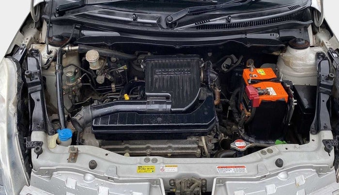 2014 Maruti Swift VXI, Petrol, Manual, 17,811 km, Open Bonet