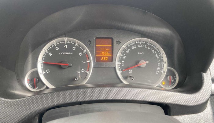 2014 Maruti Swift VXI, Petrol, Manual, 17,811 km, Odometer Image