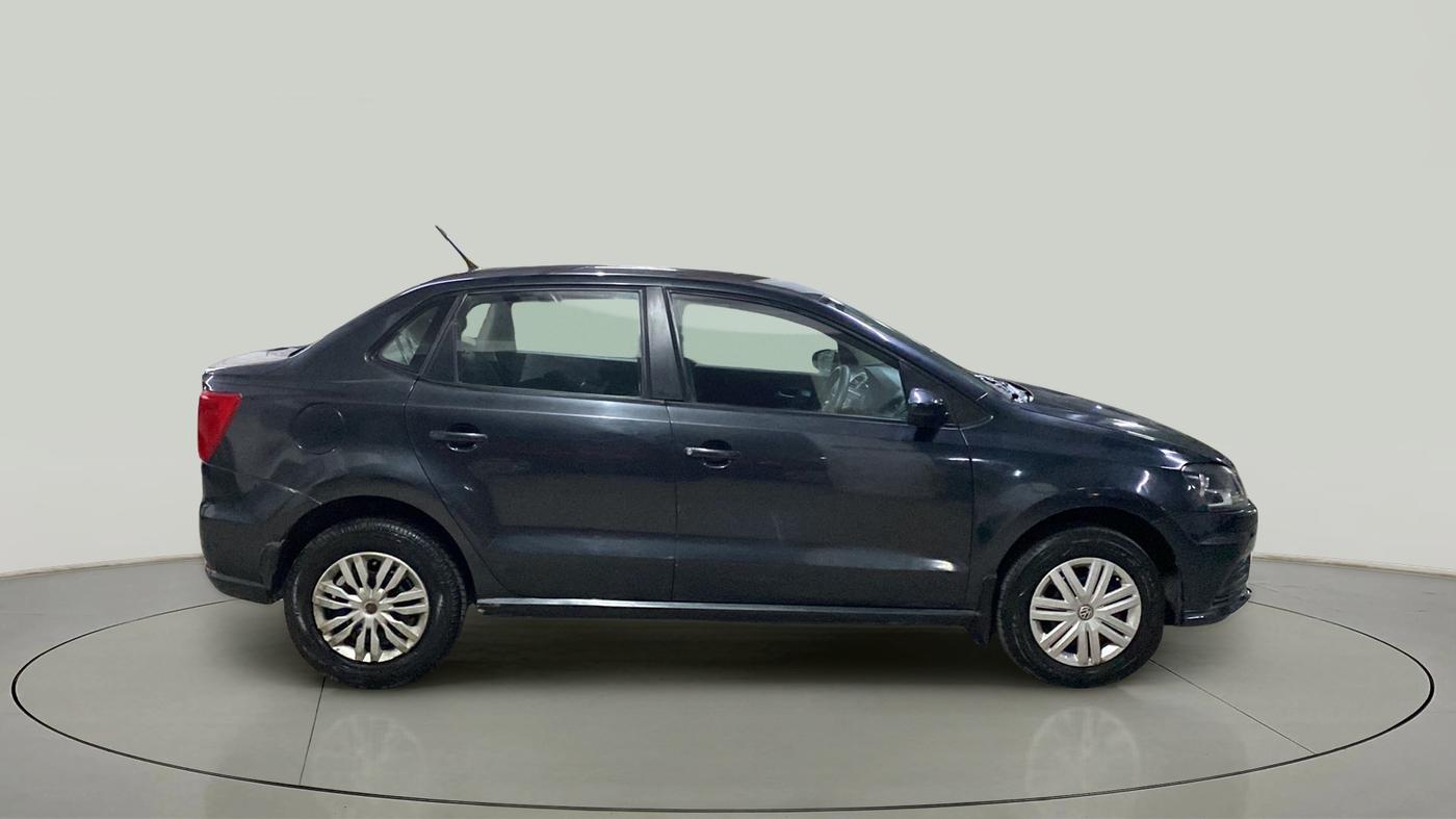 2018 Volkswagen Ameo TRENDLINE 1.0L, Petrol, Manual, 58,154 km, Right Side View