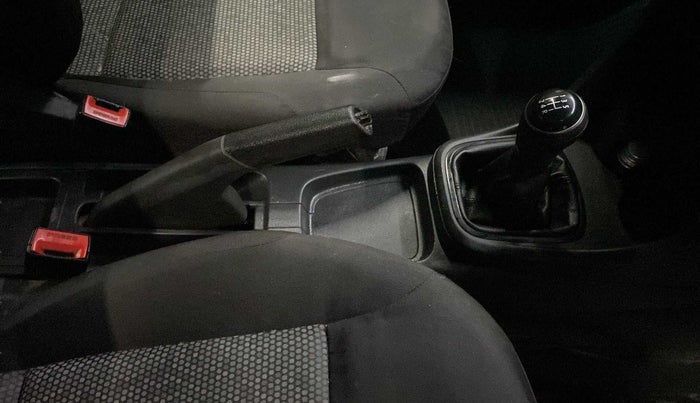 2018 Volkswagen Ameo TRENDLINE 1.0L, Petrol, Manual, 58,154 km, Gear Lever