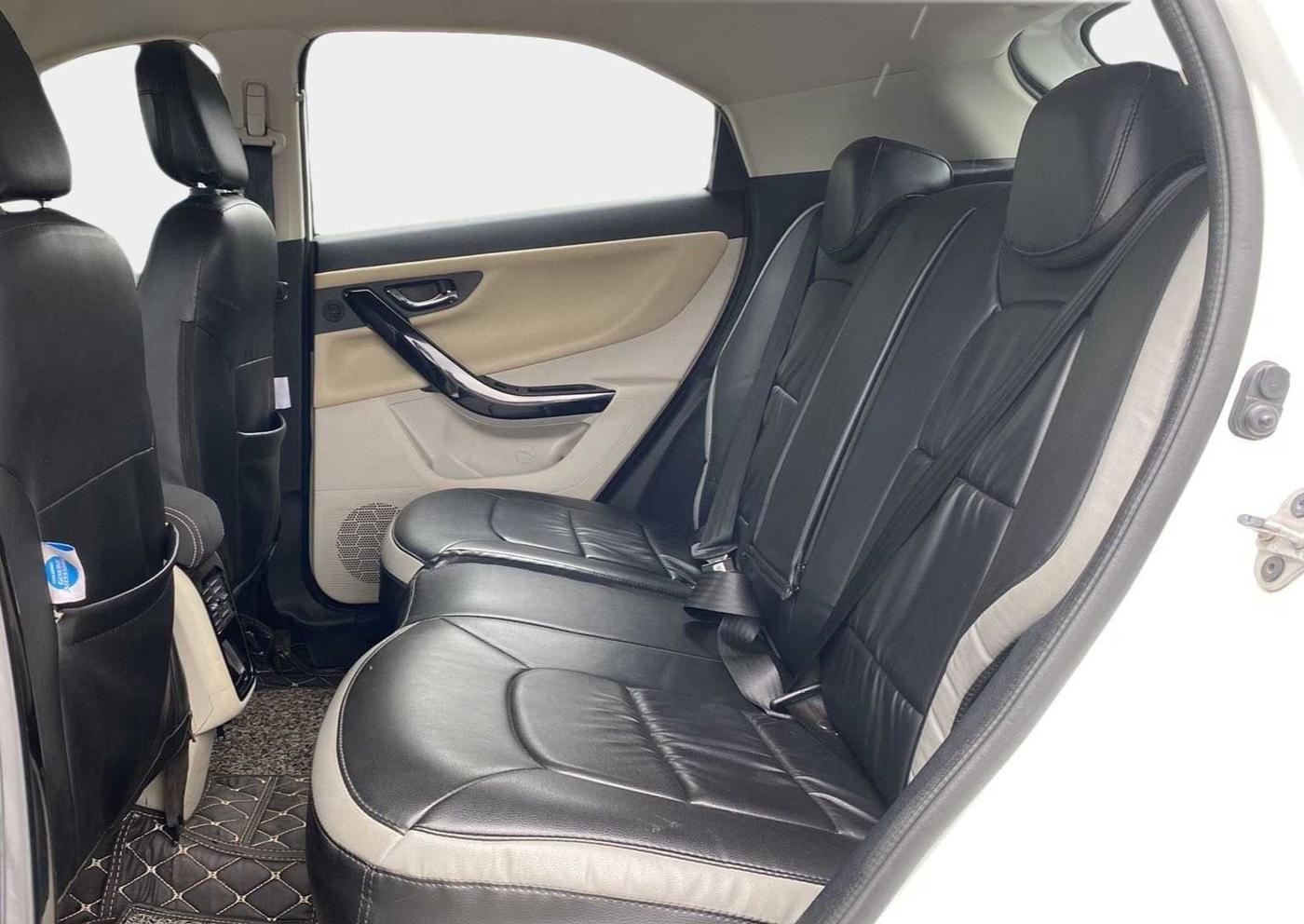 2023 Tata NEXON XZ PLUS DIESEL, Diesel, Manual, 27,307 km, Right Side Rear Door Cabin