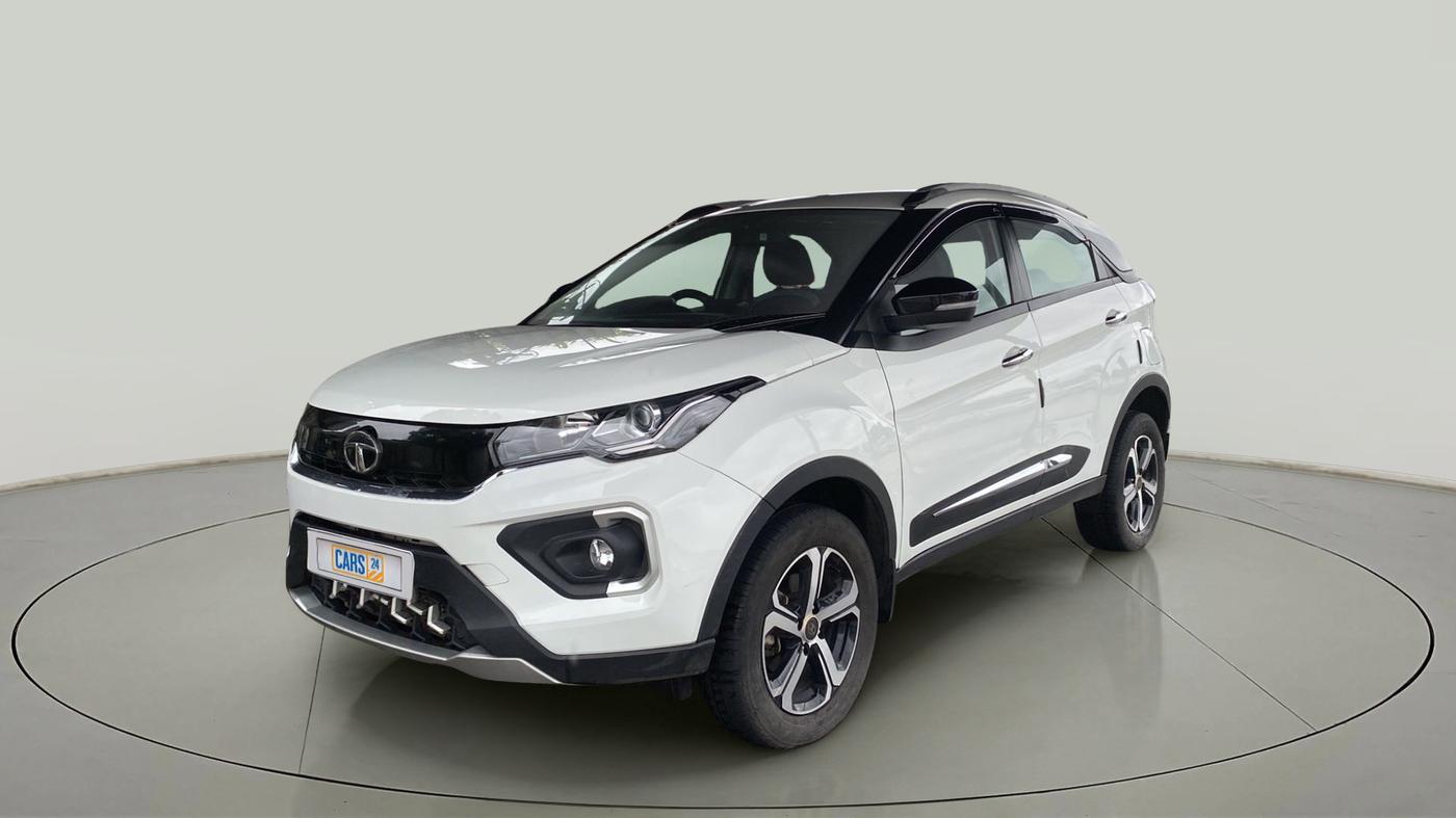 2023 Tata NEXON XZ PLUS DIESEL, Diesel, Manual, 27,307 km, Left Front Diagonal