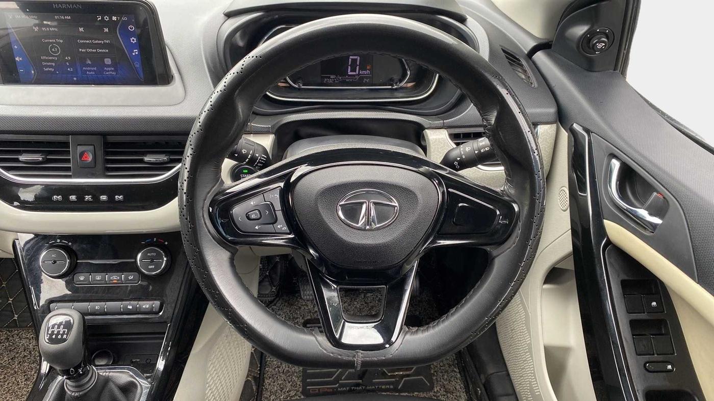 2023 Tata NEXON XZ PLUS DIESEL, Diesel, Manual, 27,307 km, Steering Wheel Close Up