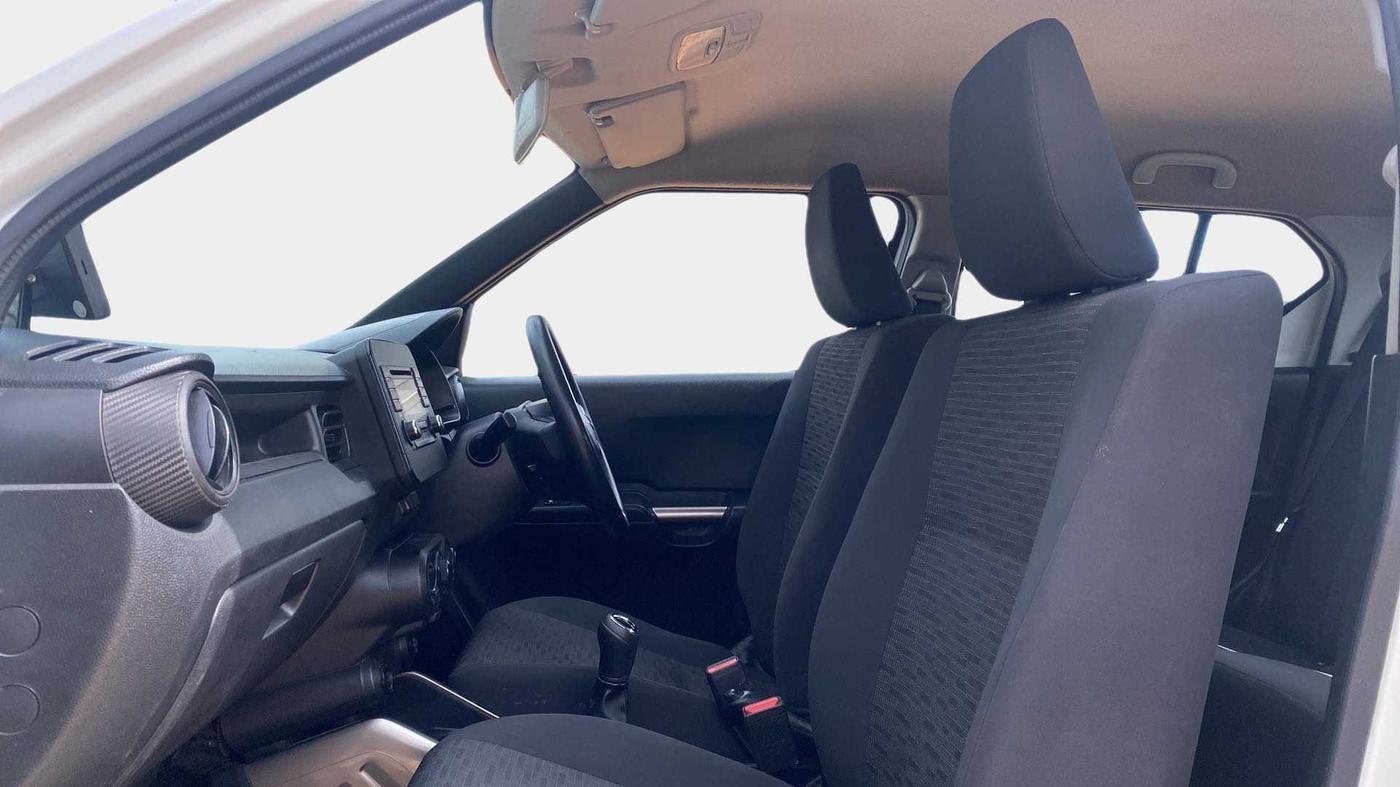 2018 Maruti IGNIS SIGMA 1.2, Petrol, Manual, 73,809 km, Right Side Front Door Cabin
