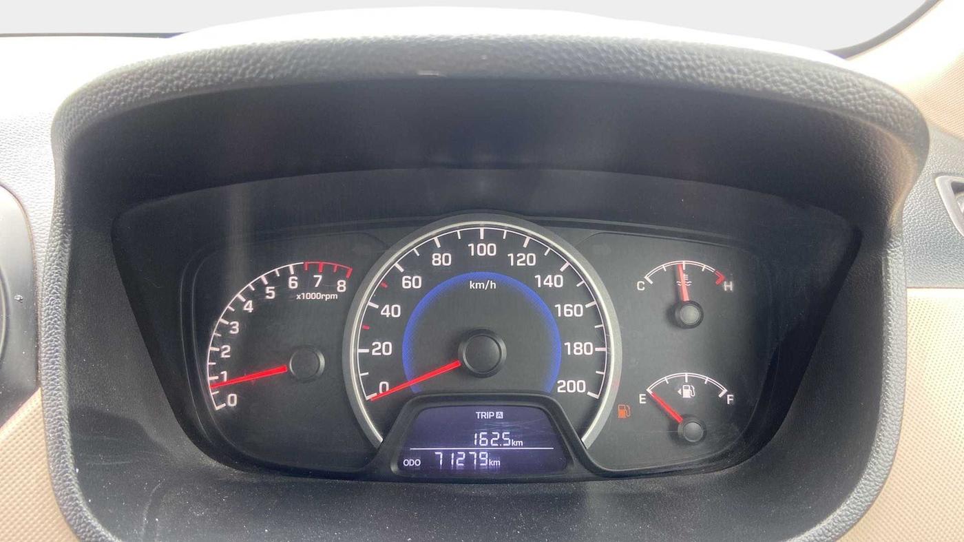 2017 Hyundai Grand i10 SPORTZ 1.2 KAPPA VTVT, Petrol, Manual, 71,086 km, Open Bonet
