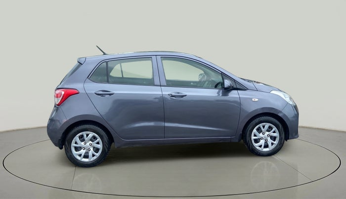 2017 Hyundai Grand i10 SPORTZ 1.2 KAPPA VTVT, Petrol, Manual, 71,086 km, Right Side View