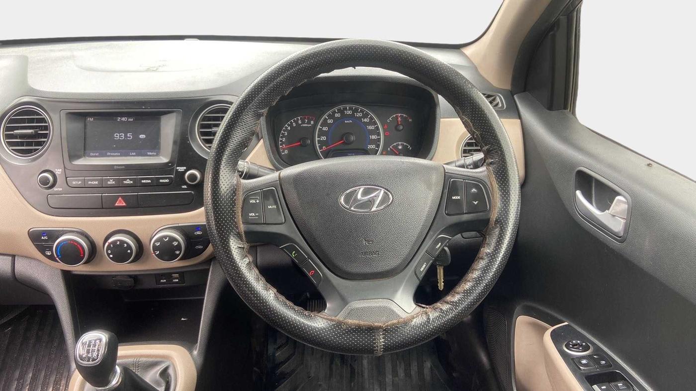 2017 Hyundai Grand i10 SPORTZ 1.2 KAPPA VTVT, Petrol, Manual, 71,086 km, Steering Wheel Close Up