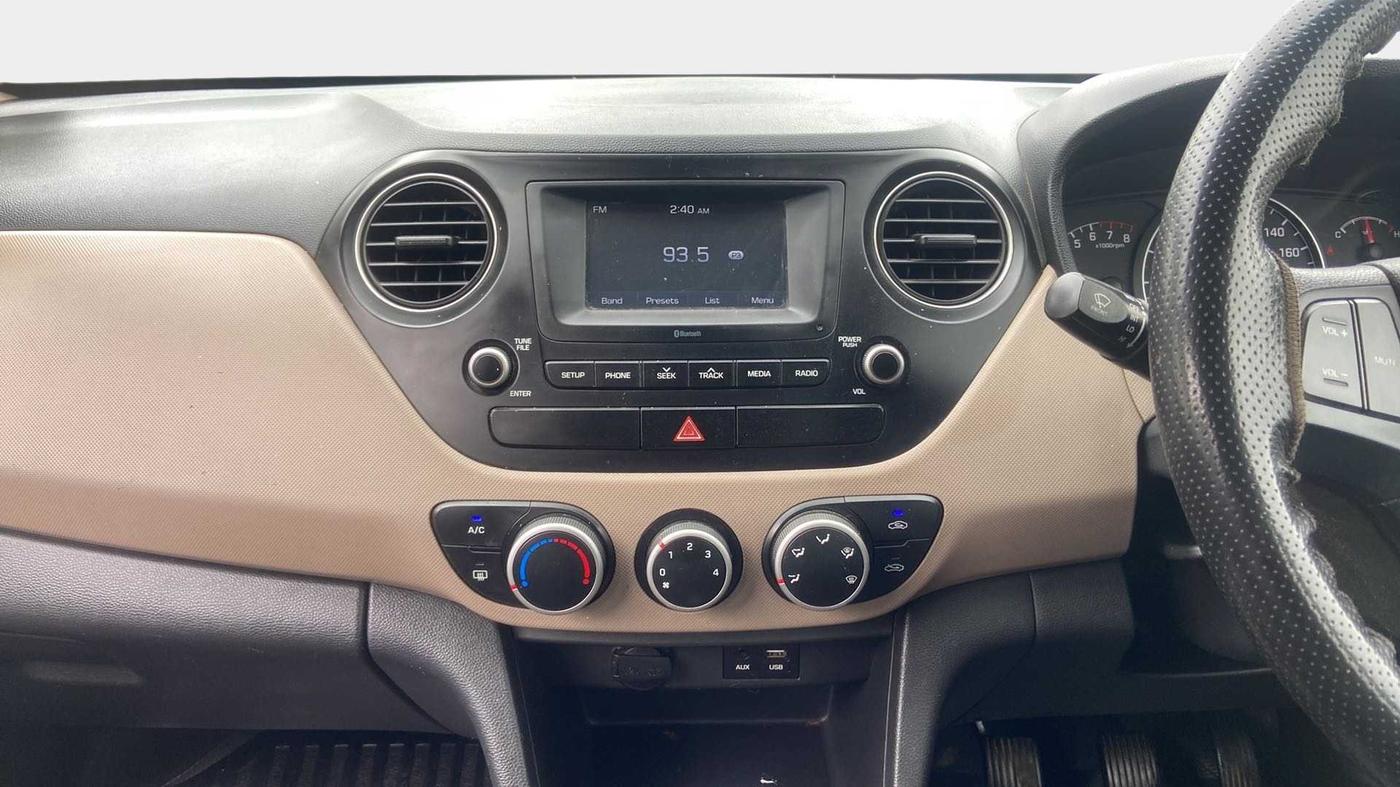 2017 Hyundai Grand i10 SPORTZ 1.2 KAPPA VTVT, Petrol, Manual, 71,086 km, Air Conditioner
