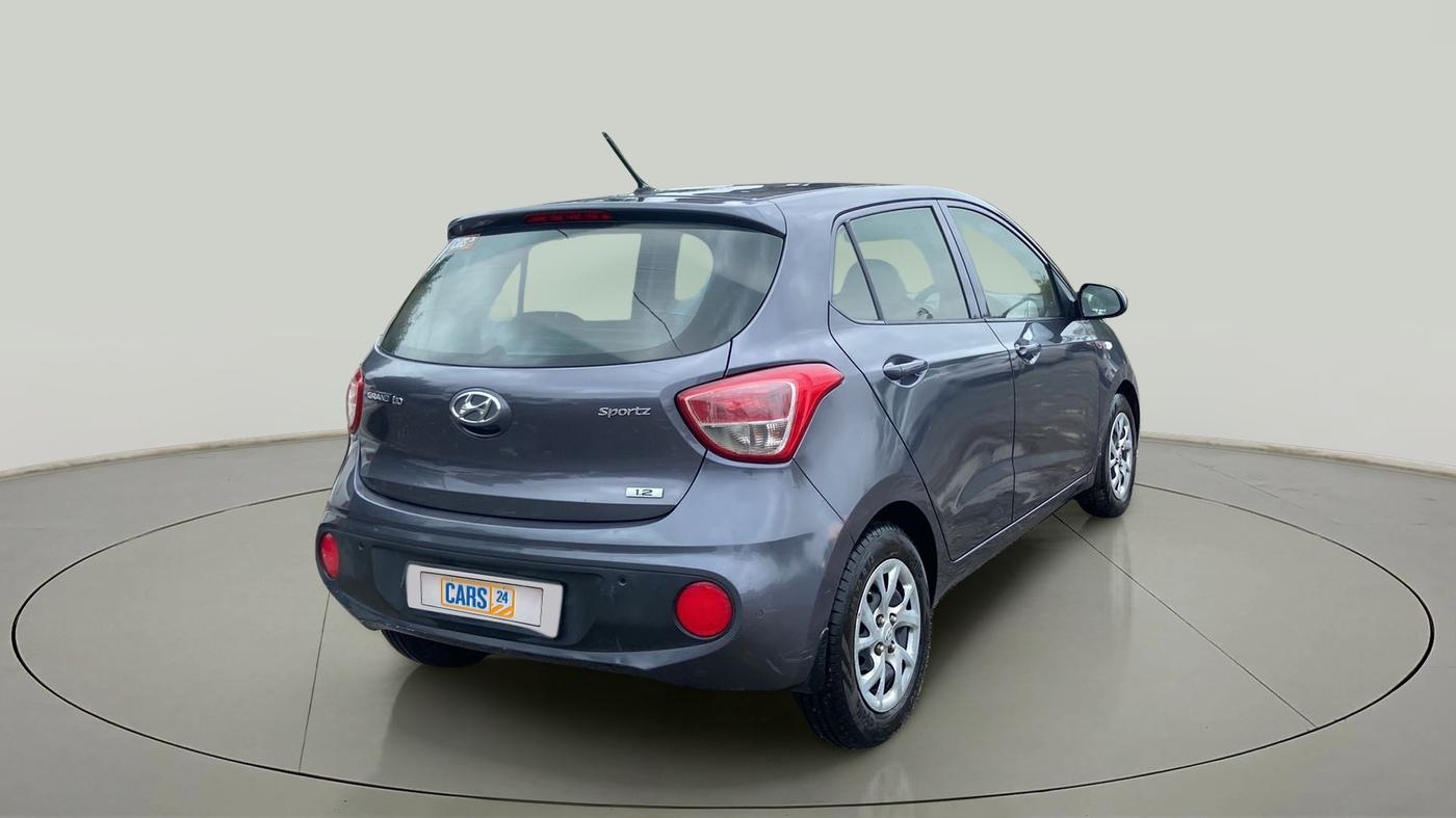 2017 Hyundai Grand i10 SPORTZ 1.2 KAPPA VTVT, Petrol, Manual, 71,086 km, Right Back Diagonal