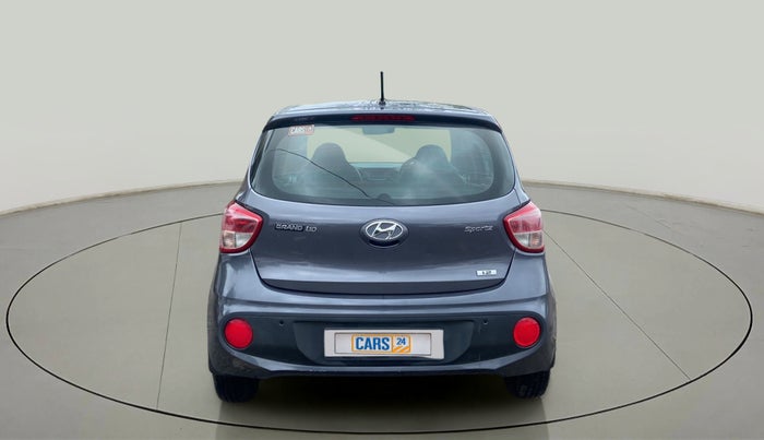 2017 Hyundai Grand i10 SPORTZ 1.2 KAPPA VTVT, Petrol, Manual, 71,086 km, Back/Rear