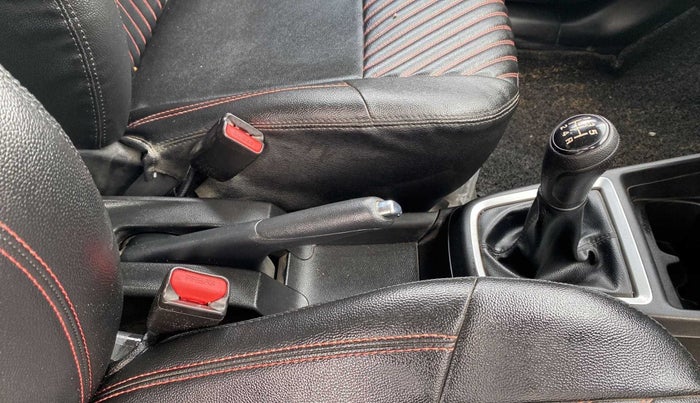 2021 Maruti Swift ZXI, Petrol, Manual, 4,652 km, Gear Lever