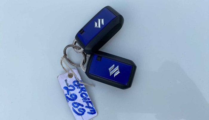 2021 Maruti Swift ZXI, Petrol, Manual, 4,652 km, Key Close Up