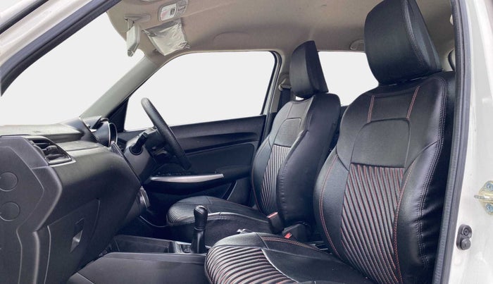 2021 Maruti Swift ZXI, Petrol, Manual, 4,652 km, Right Side Front Door Cabin