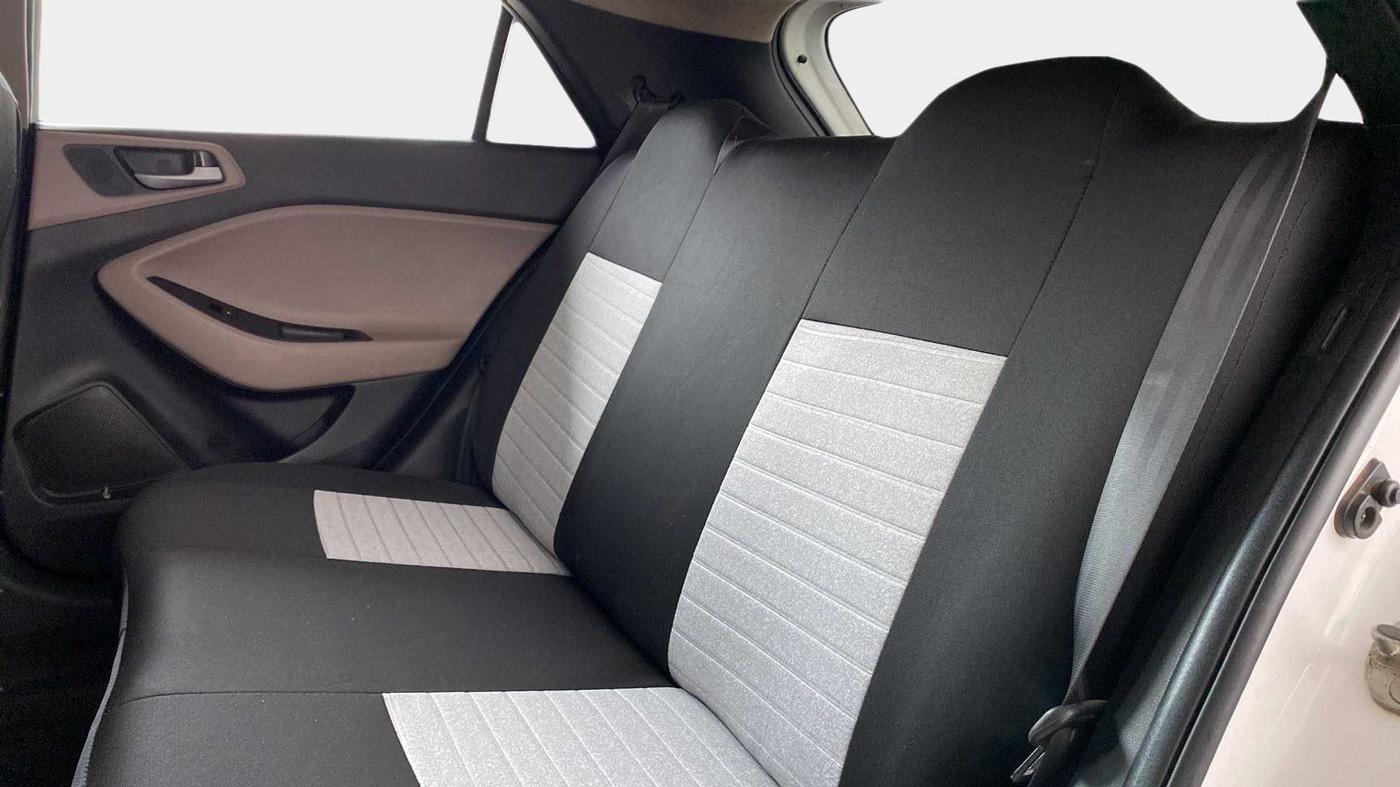 2019 Hyundai Elite i20 SPORTZ PLUS 1.4 CRDI, Diesel, Manual, 95,643 km, Right Side Rear Door Cabin