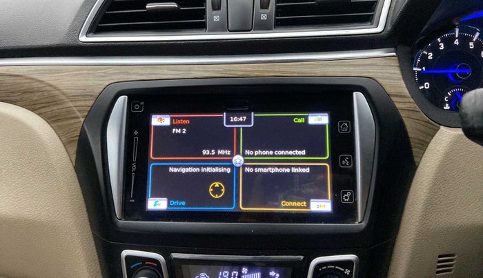 2018 Maruti Ciaz ALPHA 1.5 SHVS PETROL, Petrol, Manual, 76,692 km, Infotainment system - GPS Card not working