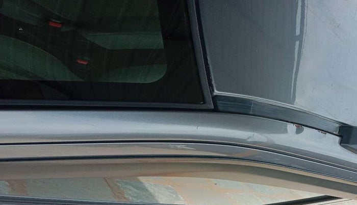 2014 Maruti Wagon R 1.0 VXI, Petrol, Manual, 54,288 km, Left A pillar - Slightly dented