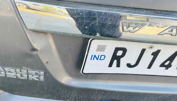2014 Maruti Wagon R 1.0 VXI, Petrol, Manual, 54,288 km, Dicky (Boot door) - Slightly dented