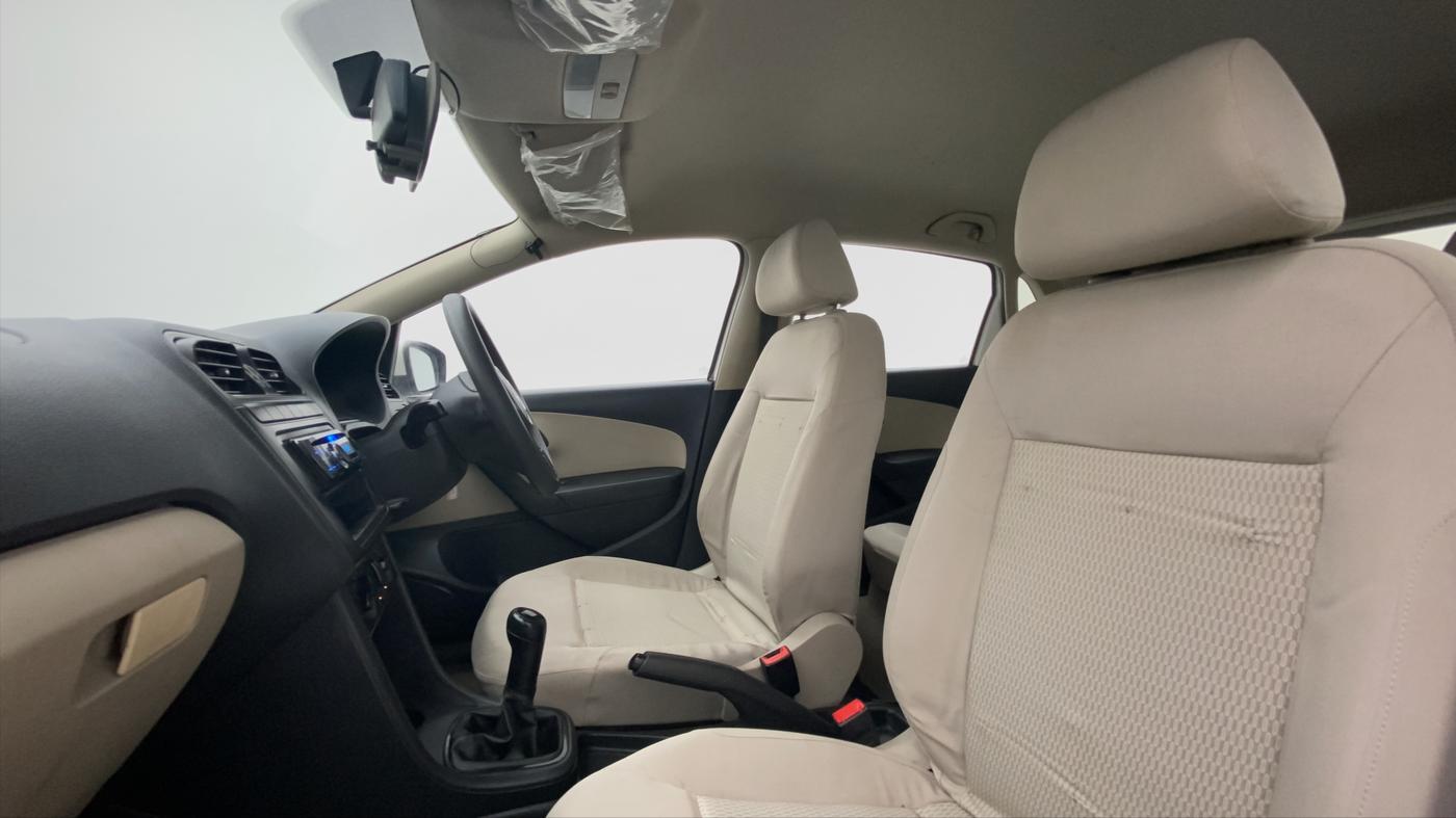 2011 Volkswagen Polo COMFORTLINE 1.2L PETROL, Petrol, Manual, 40,465 km, Right Side Front Door Cabin