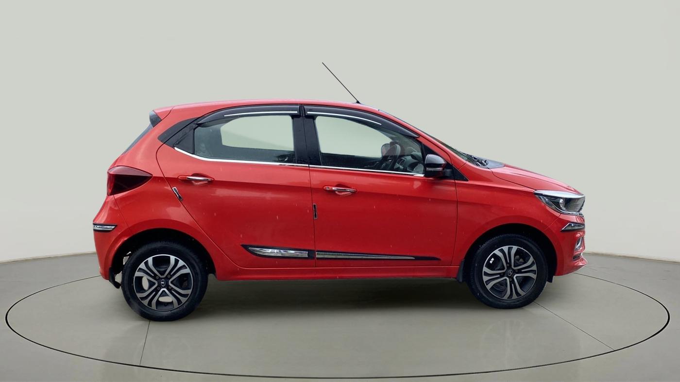 2022 Tata Tiago XZ PLUS CNG, CNG, Manual, 20,320 km, Right Side