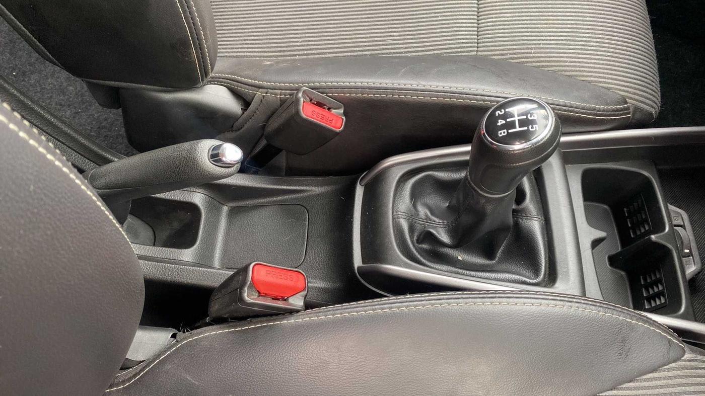 2021 Maruti XL6 ZETA MT, Petrol, Manual, 24,293 km, Gear Lever