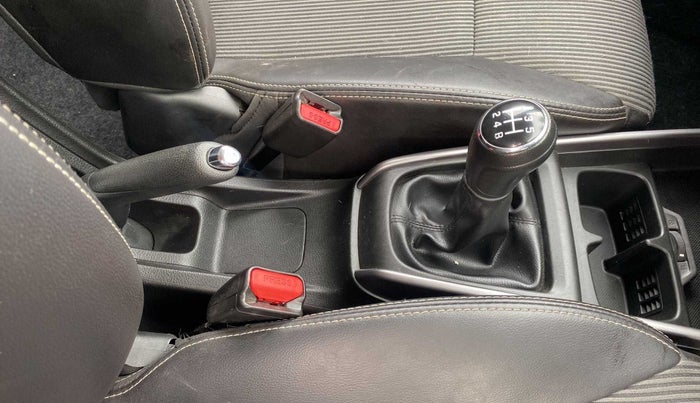 2021 Maruti XL6 ZETA MT, Petrol, Manual, 24,293 km, Gear Lever