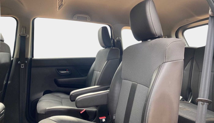 2021 Maruti XL6 ZETA MT, Petrol, Manual, 24,293 km, Right Side Rear Door Cabin