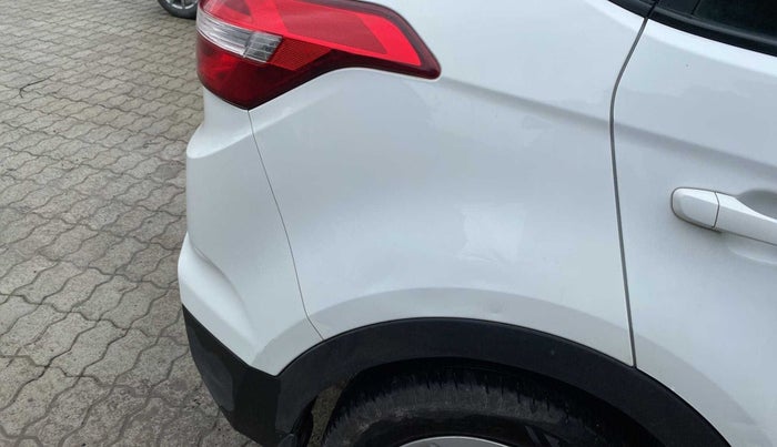 2018 Hyundai Creta E PLUS 1.6 PETROL, Petrol, Manual, 62,890 km, Right quarter panel - Slightly dented