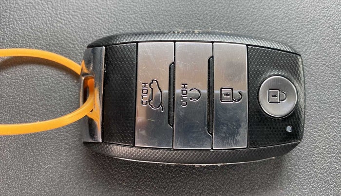 2021 KIA SELTOS GTX PLUS AT 1.5 DIESEL, Diesel, Automatic, 17,276 km, Key Close Up