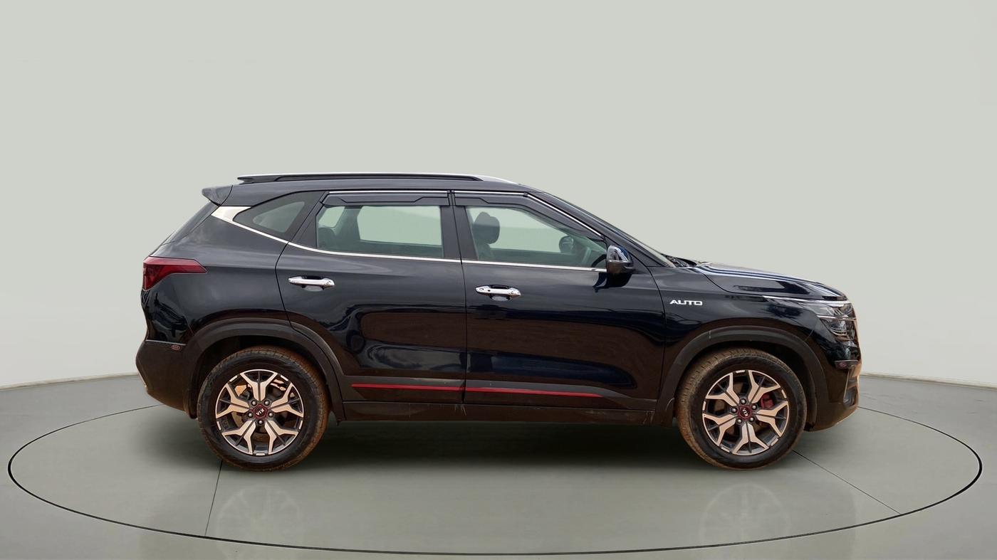 2021 KIA SELTOS GTX PLUS AT 1.5 DIESEL, Diesel, Automatic, 17,276 km, Right Side View