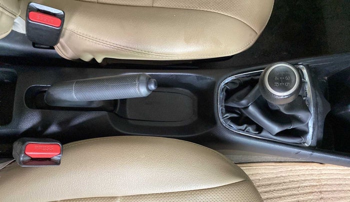 2019 Honda Amaze 1.2L I-VTEC S, CNG, Manual, 69,996 km, Gear Lever