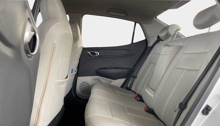 2022 Hyundai AURA SX 1.2 CNG, CNG, Manual, 33,298 km, Right Side Rear Door Cabin