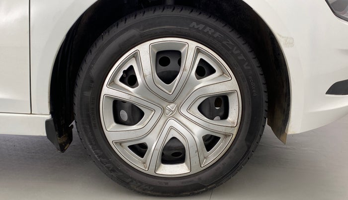 2020 Tata ALTROZ XT 1.2, Petrol, Manual, 33,567 km, Right Front Wheel