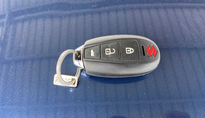 2019 Maruti Ciaz ALPHA 1.5 SHVS PETROL, Petrol, Manual, 86,444 km, Key Close Up