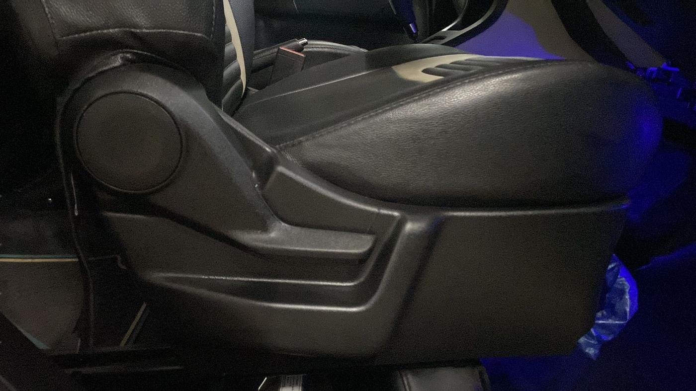 2021 Maruti New Wagon-R ZXI 1.2 AMT, Petrol, Automatic, 26,775 km, Driver Side Adjustment Panel