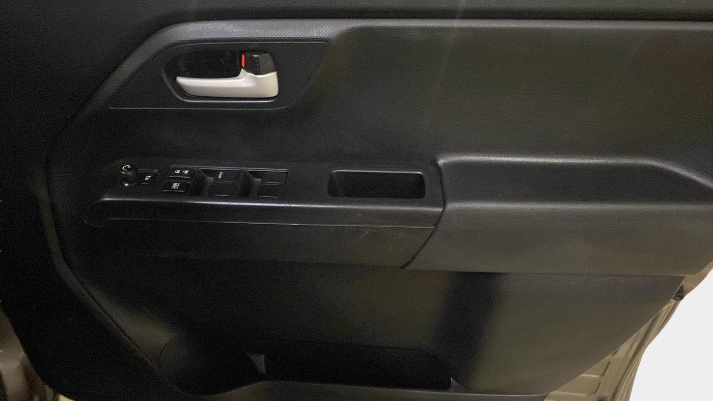 2021 Maruti New Wagon-R ZXI 1.2 AMT, Petrol, Automatic, 26,775 km, Driver Side Door Panels Control