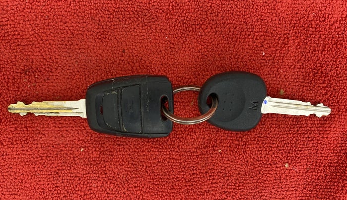 2019 Hyundai NEW SANTRO SPORTZ MT, Petrol, Manual, 22,607 km, Key Close Up