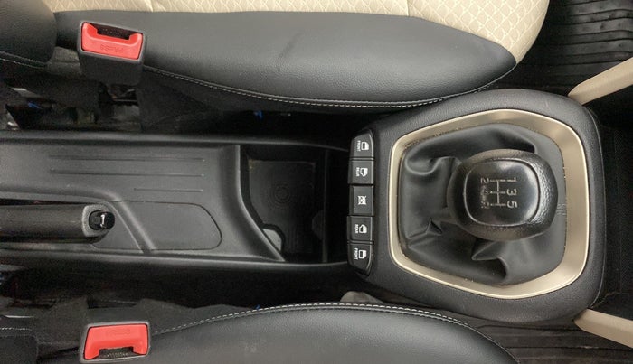 2019 Hyundai NEW SANTRO SPORTZ MT, Petrol, Manual, 22,607 km, Gear Lever