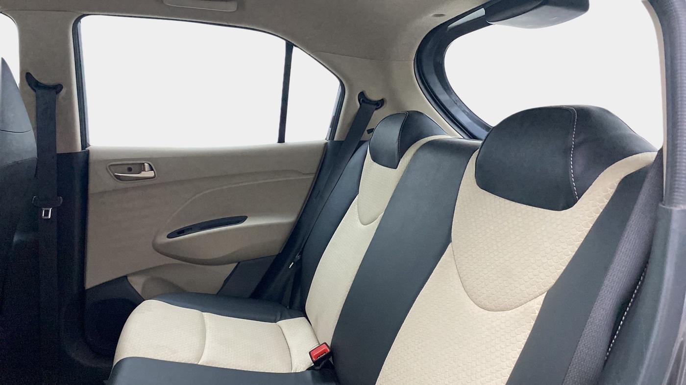 2019 Hyundai NEW SANTRO SPORTZ MT, Petrol, Manual, 22,607 km, Right Side Rear Door Cabin