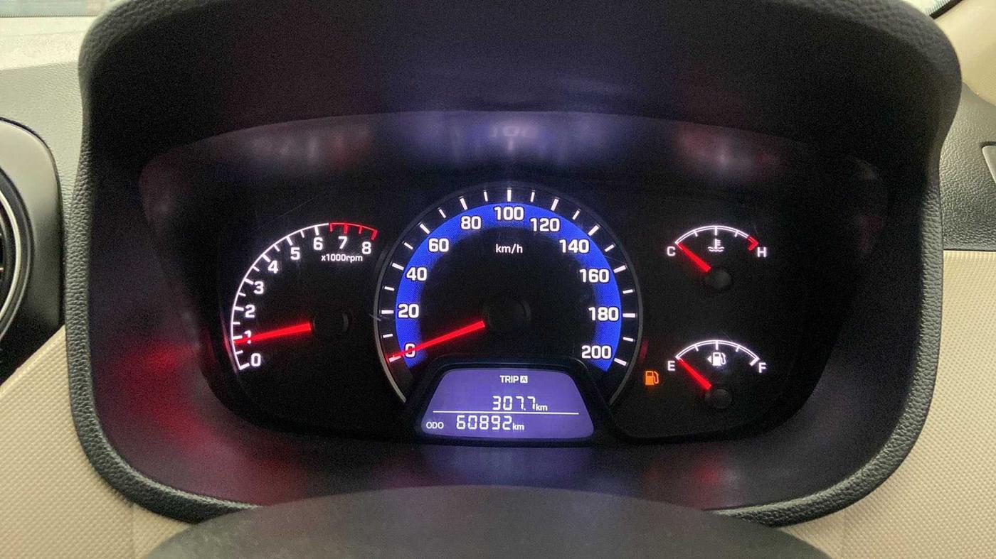 2017 Hyundai Xcent SX 1.2, Petrol, Manual, 61,324 km, Odometer Image