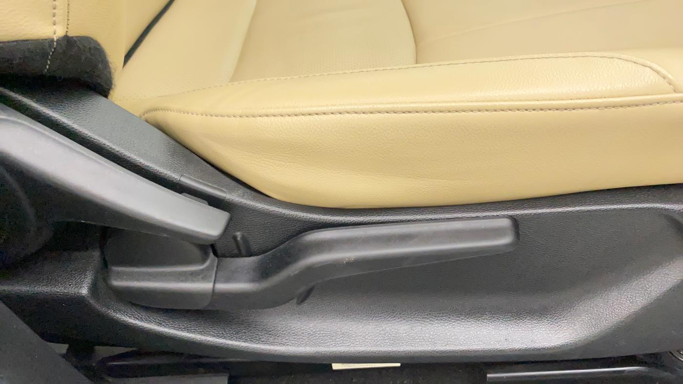 2022 Honda City 1.5L I-VTEC ZX, Petrol, Manual, 54,185 km, Driver Side Adjustment Panel