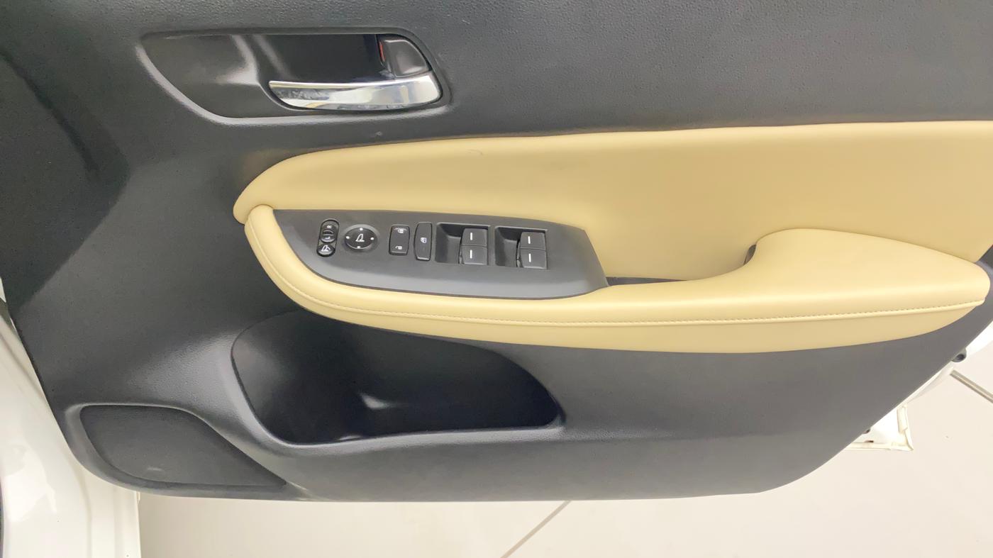 2022 Honda City 1.5L I-VTEC ZX, Petrol, Manual, 54,185 km, Driver Side Door Panels Control