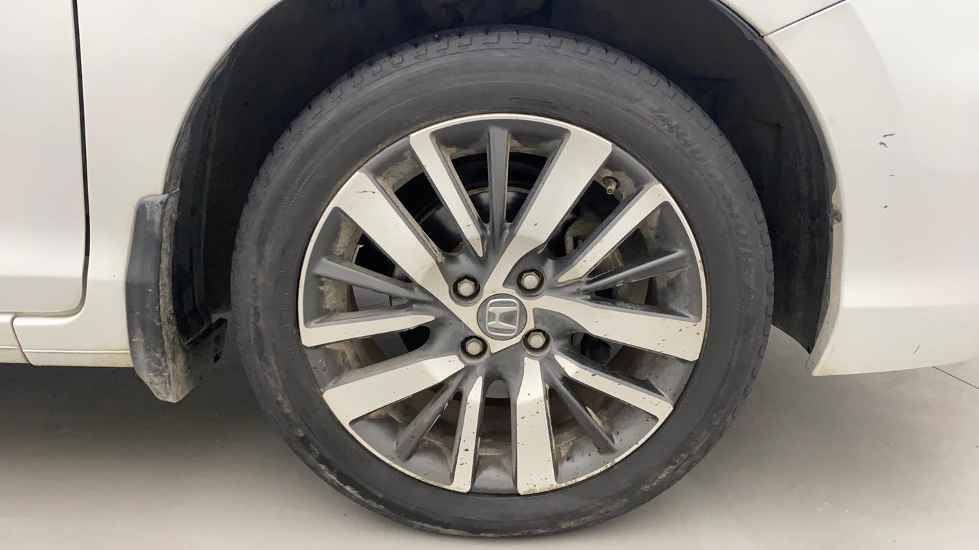 2022 Honda City 1.5L I-VTEC ZX, Petrol, Manual, 54,185 km, Right Front Wheel