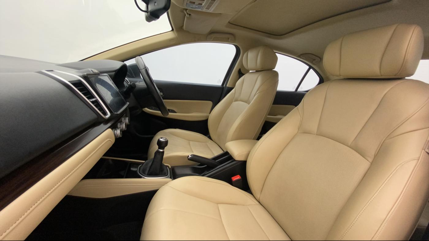 2022 Honda City 1.5L I-VTEC ZX, Petrol, Manual, 54,185 km, Right Side Front Door Cabin