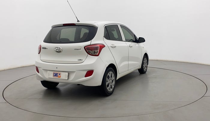 2016 Hyundai Grand i10 MAGNA 1.2 KAPPA VTVT, Petrol, Manual, 99,082 km, Right Back Diagonal
